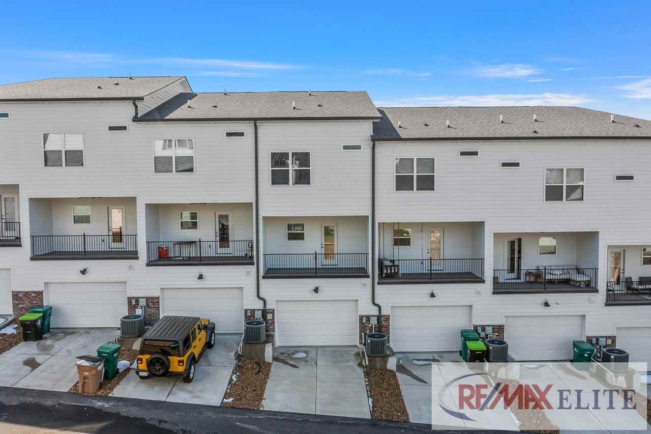 459 Portsdale Drive - Photo 2 of 53