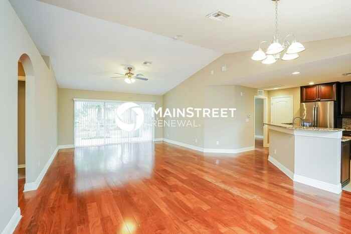 2617 43rd St W - Photo 3 of 16