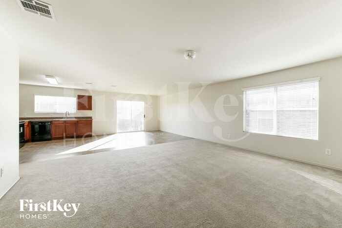 2056 Bliss Rd - Photo 3 of 18