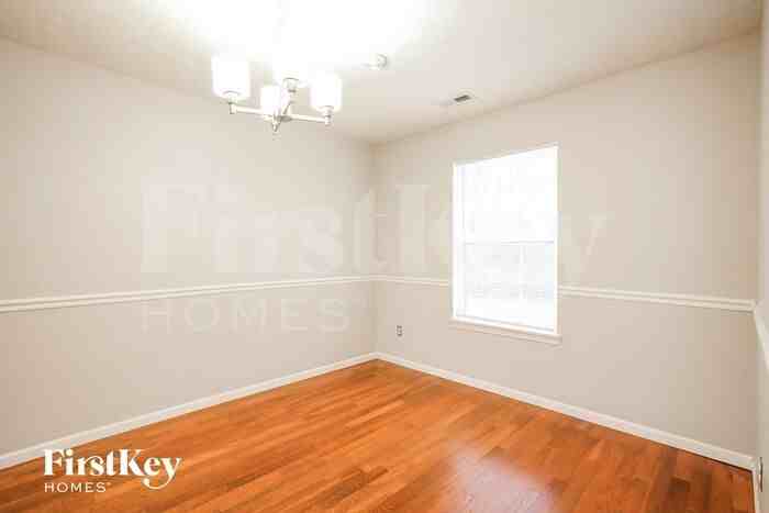 6058 Arlington Way - Photo 3 of 14