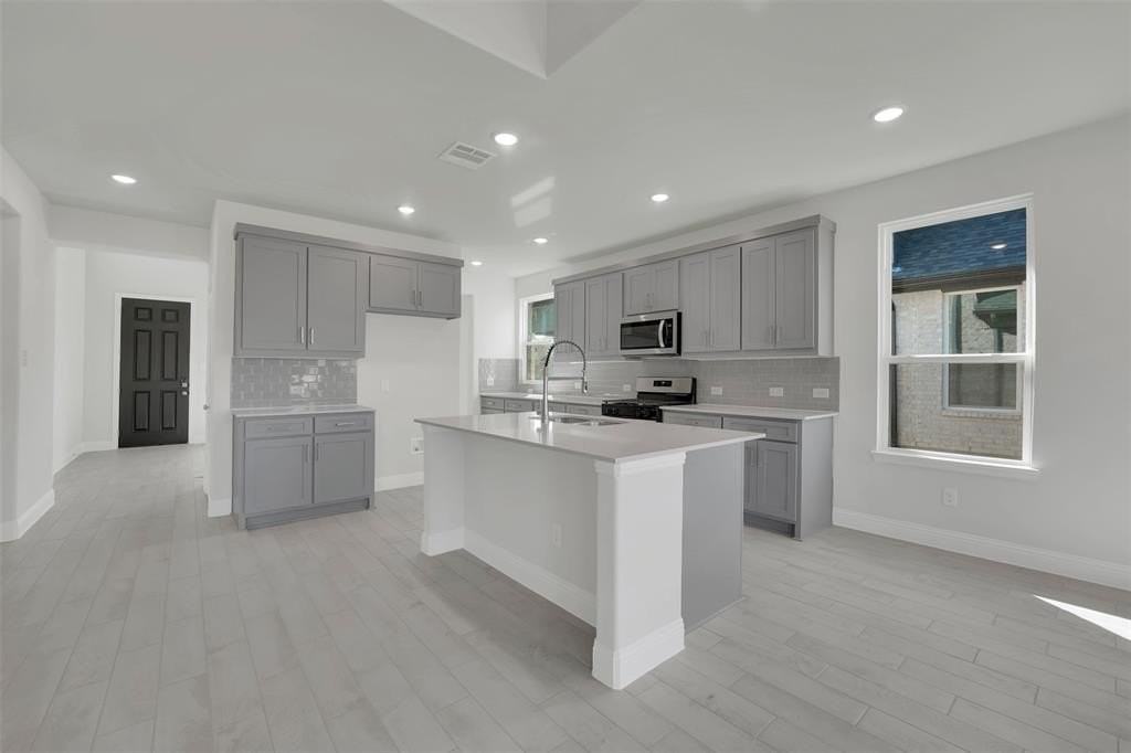 3112 Giovanni Pt - Photo 7 of 37