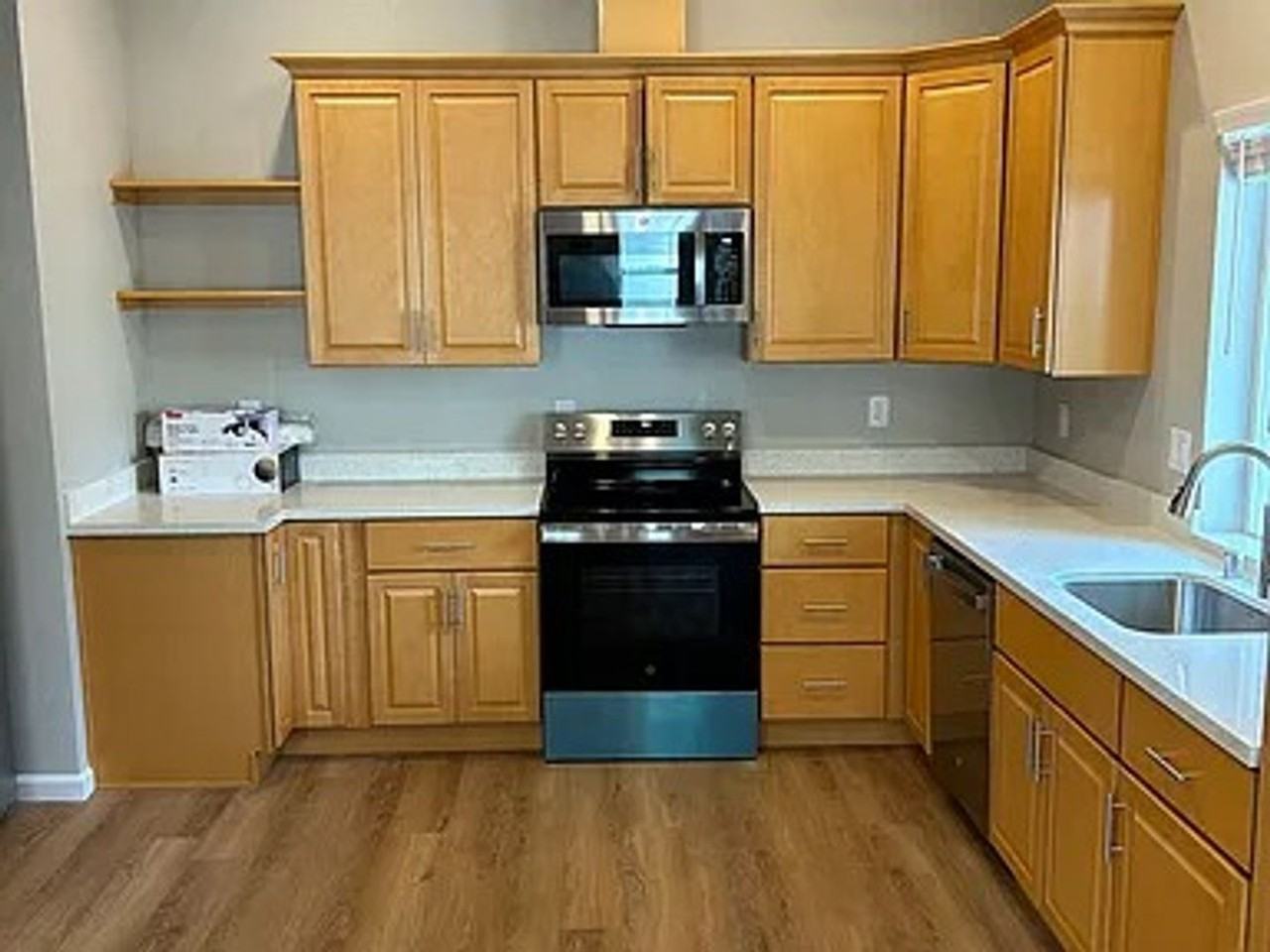 3426 25th Ave - Photo 2 of 9