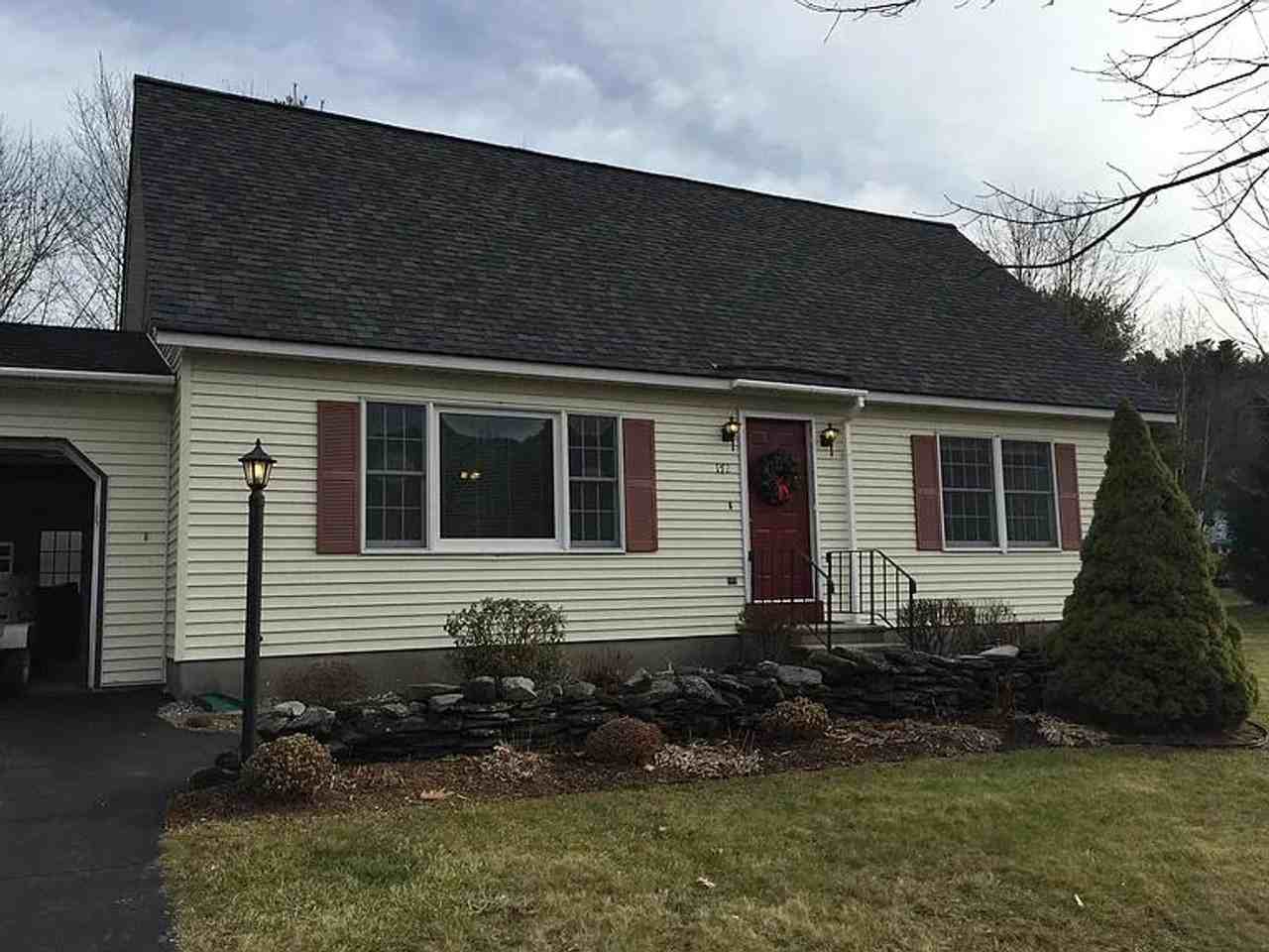 172 Cross St - Photo 2 of 16
