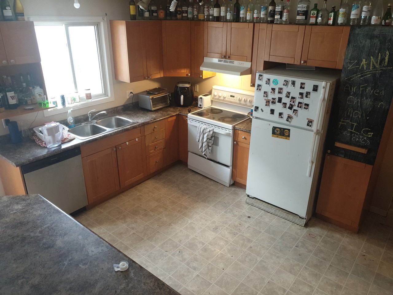 107 Thurman Circle - Photo 2 of 7