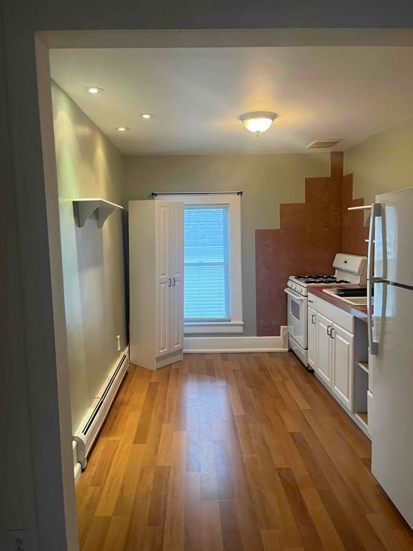 5 Hubbell Ave #2 - Photo 2 of 12