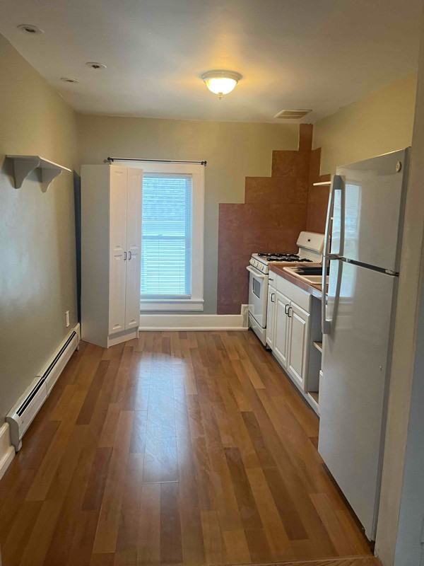 5 Hubbell Ave #2 - Photo 3 of 12