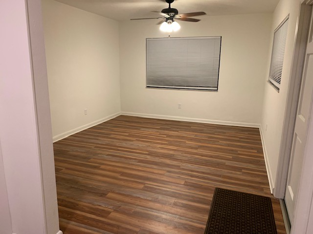 2115 W Kirby St - Photo 3 of 11