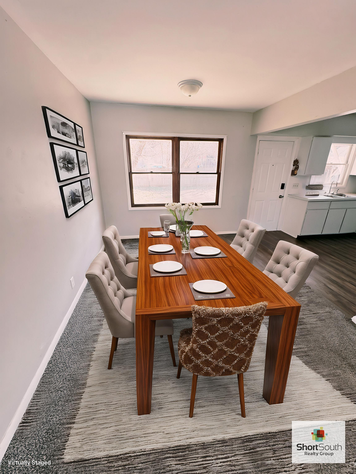 902 Hays Park Ave - Photo 2 of 13