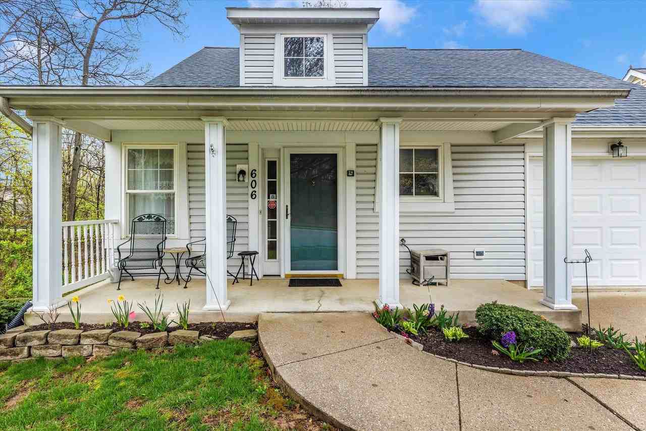 606 Merridale Blvd - Photo 2 of 50