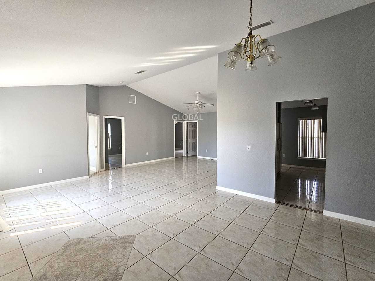 3 Sawfish Ct - Photo 5 of 11