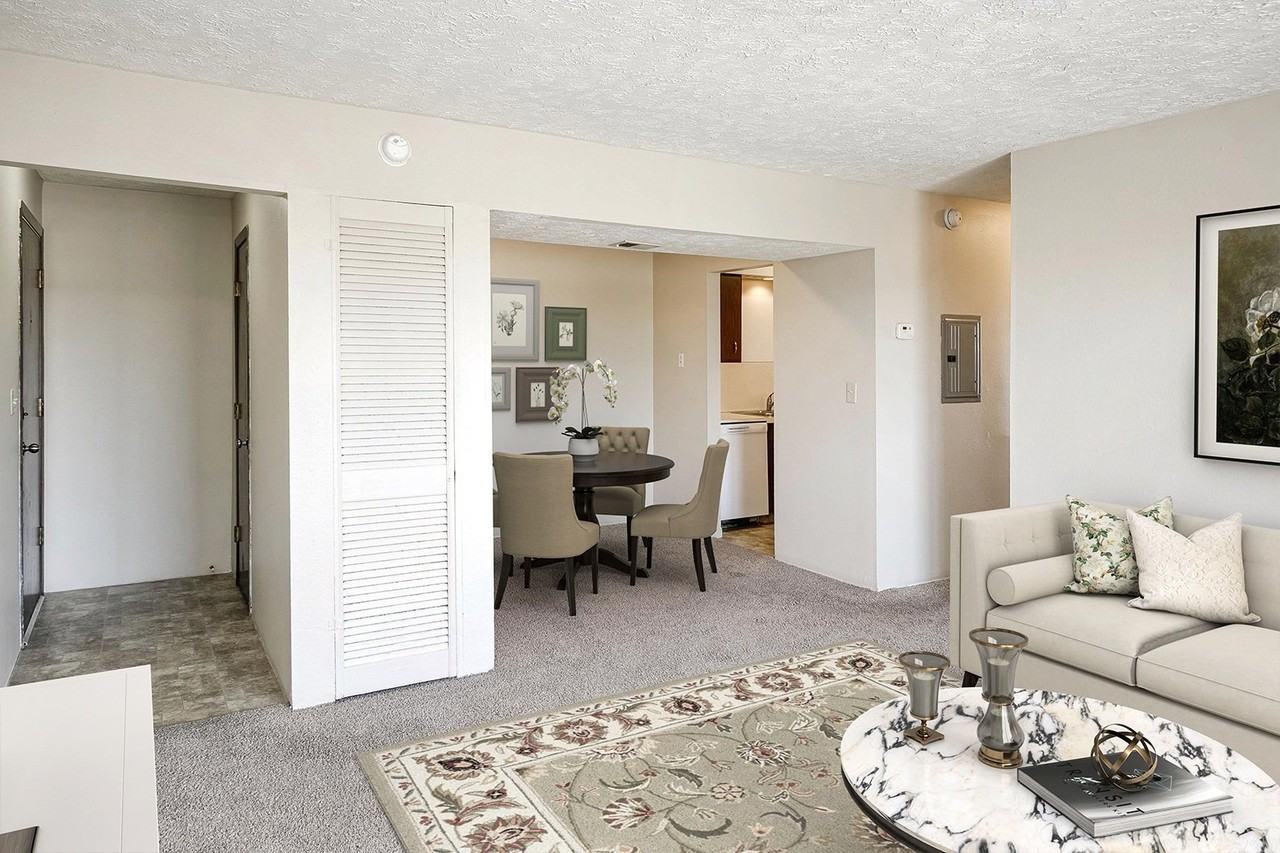 Tara Heights - Photo 5 of 33