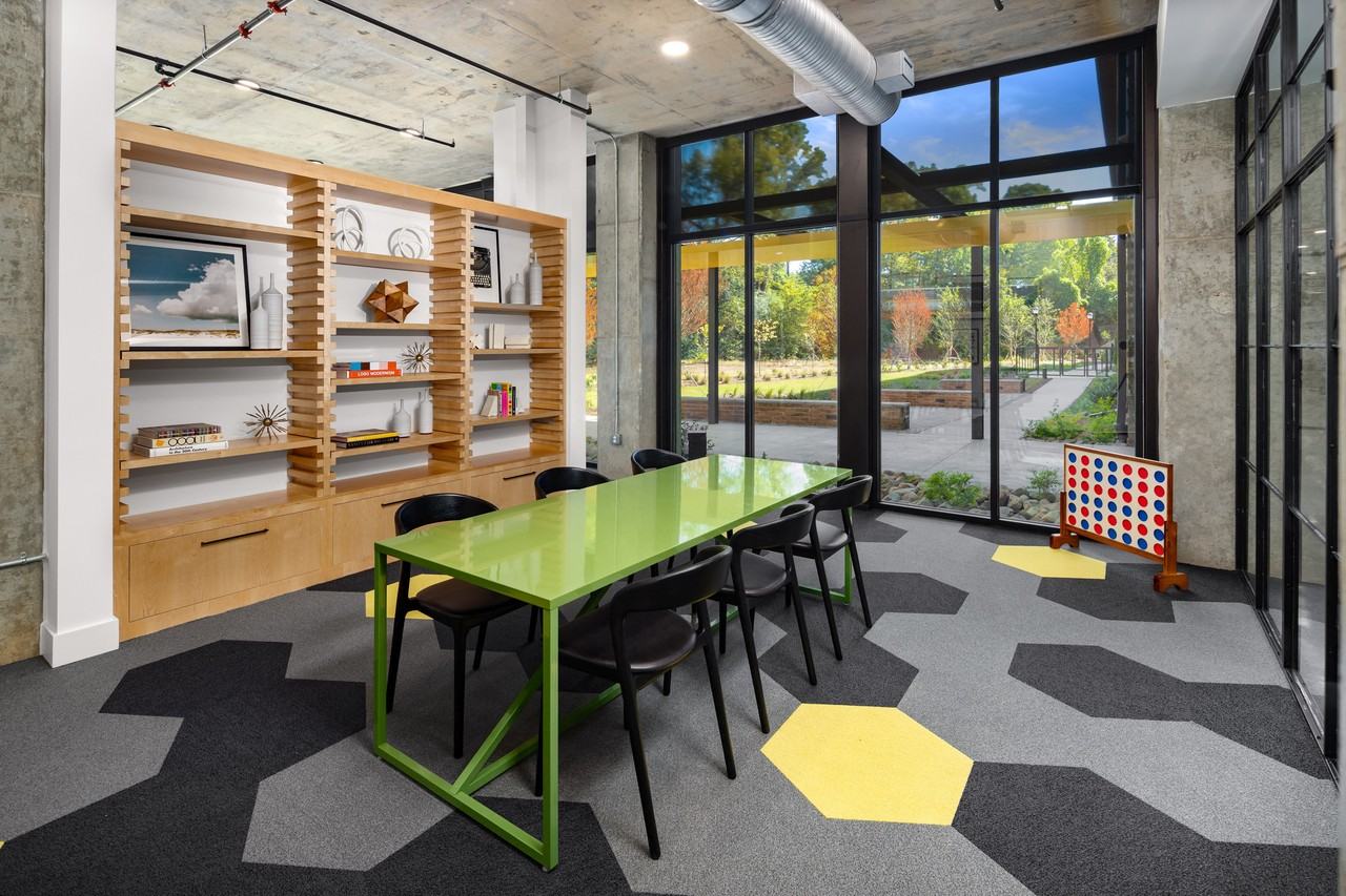 The Argos Apartments at Grant Park - Photo 6 of 51