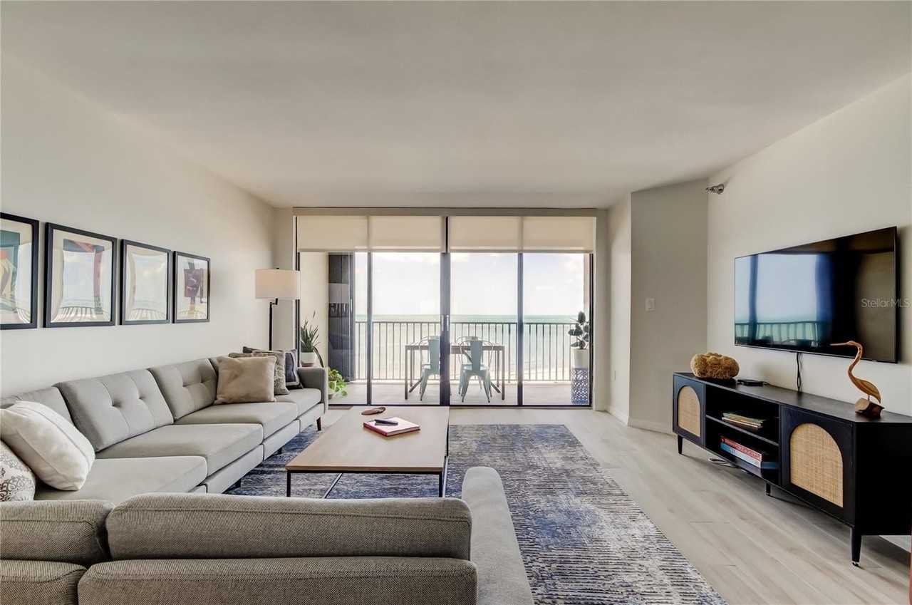 1290 Gulf Blvd #1102 - Photo 4 of 50