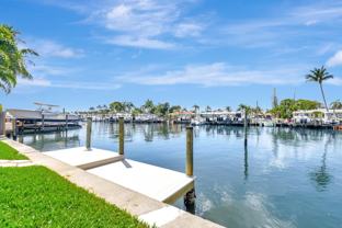 644 Shore Dr - Photo 1 of 1