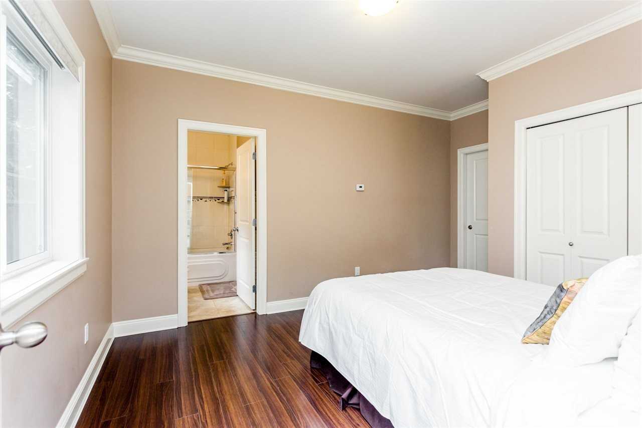 Ash St & Granville Ave ##3Br - Photo 5 of 9