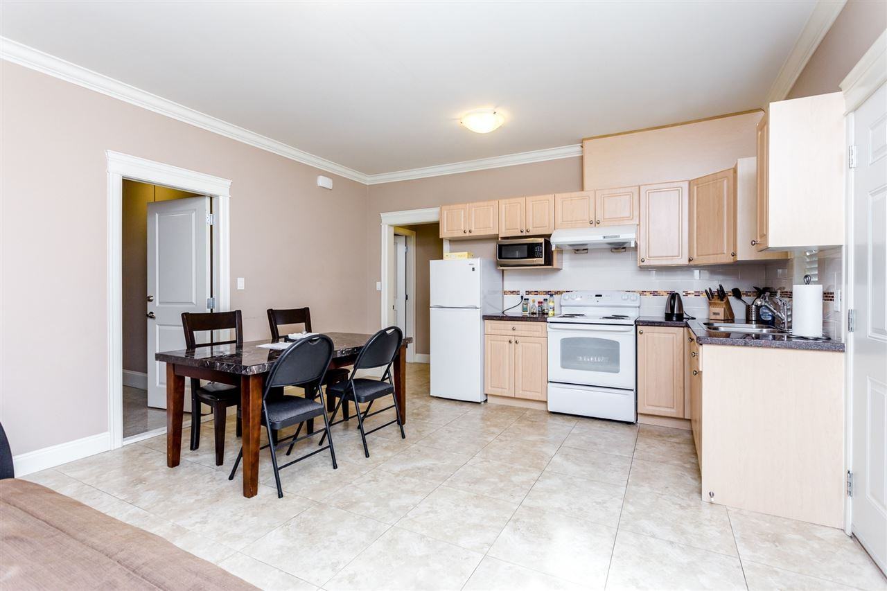 7320 Ash Street #3Br - Photo 3 of 9