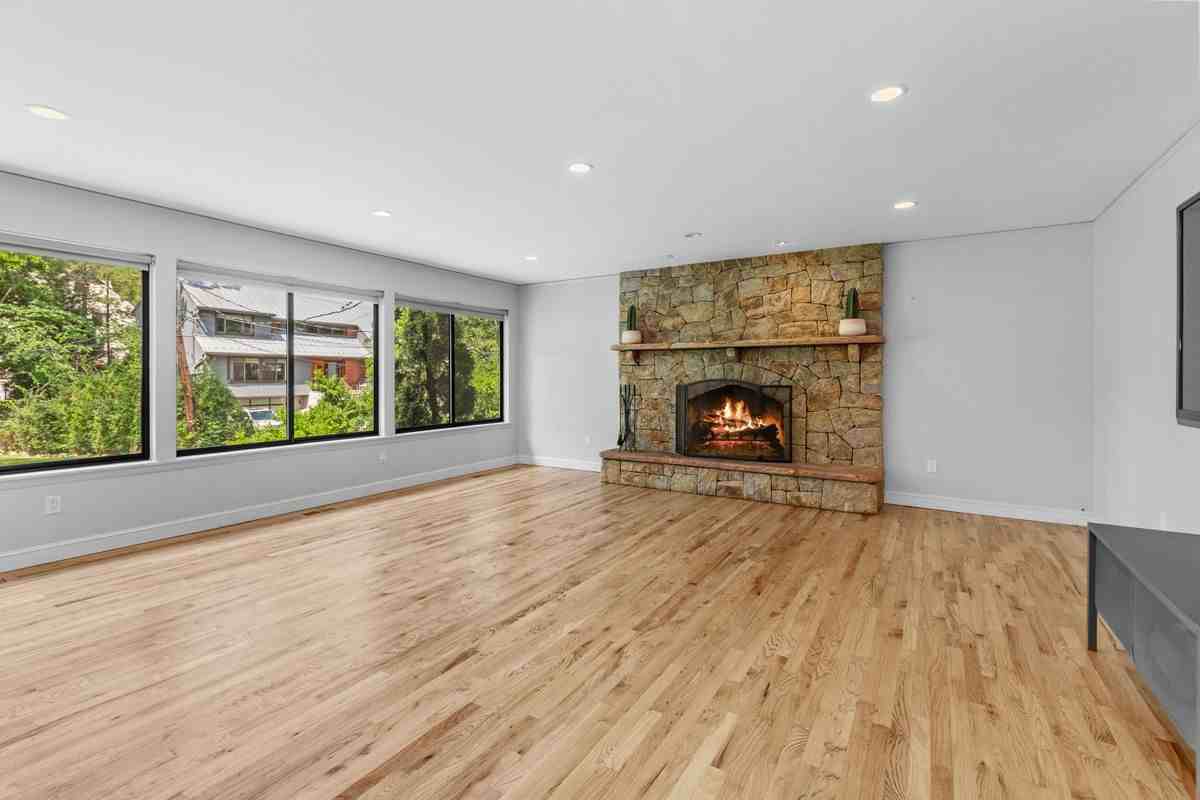 27 Stone Cabin Rd - Photo 3 of 8