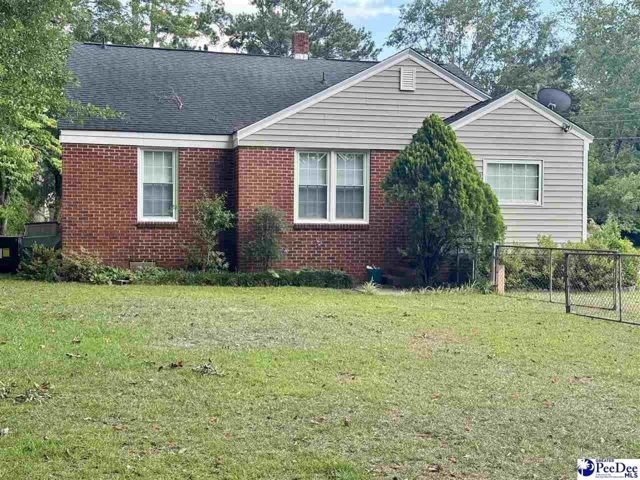 1461 King Ave - Photo 3 of 20