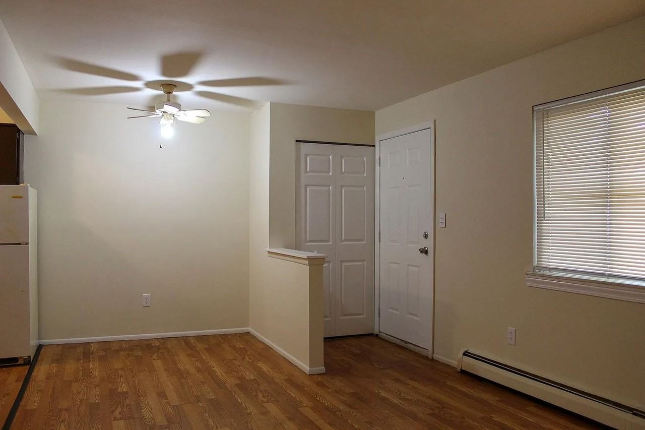 3508 13th St - Photo 3 of 8