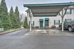 2420 Volunteer Pkwy - Photo 1 of 1