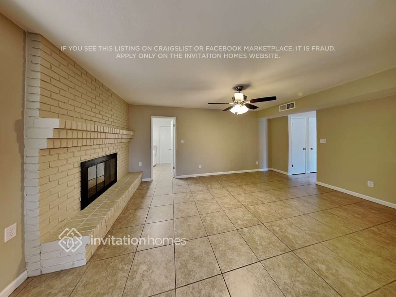 3229 E Emelita Ave - Photo 3 of 17