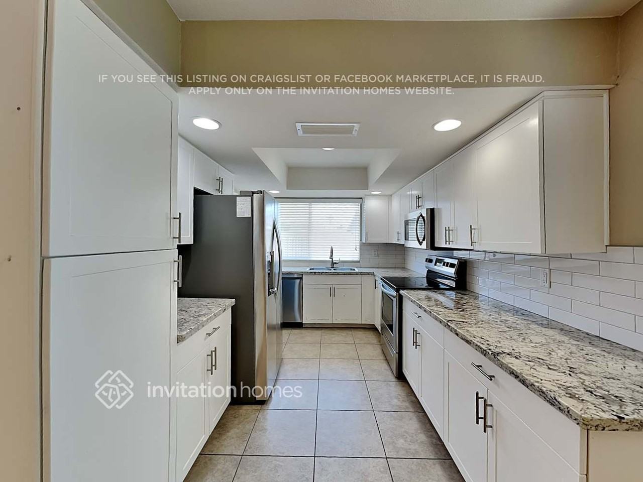 3229 E Emelita Ave - Photo 5 of 17