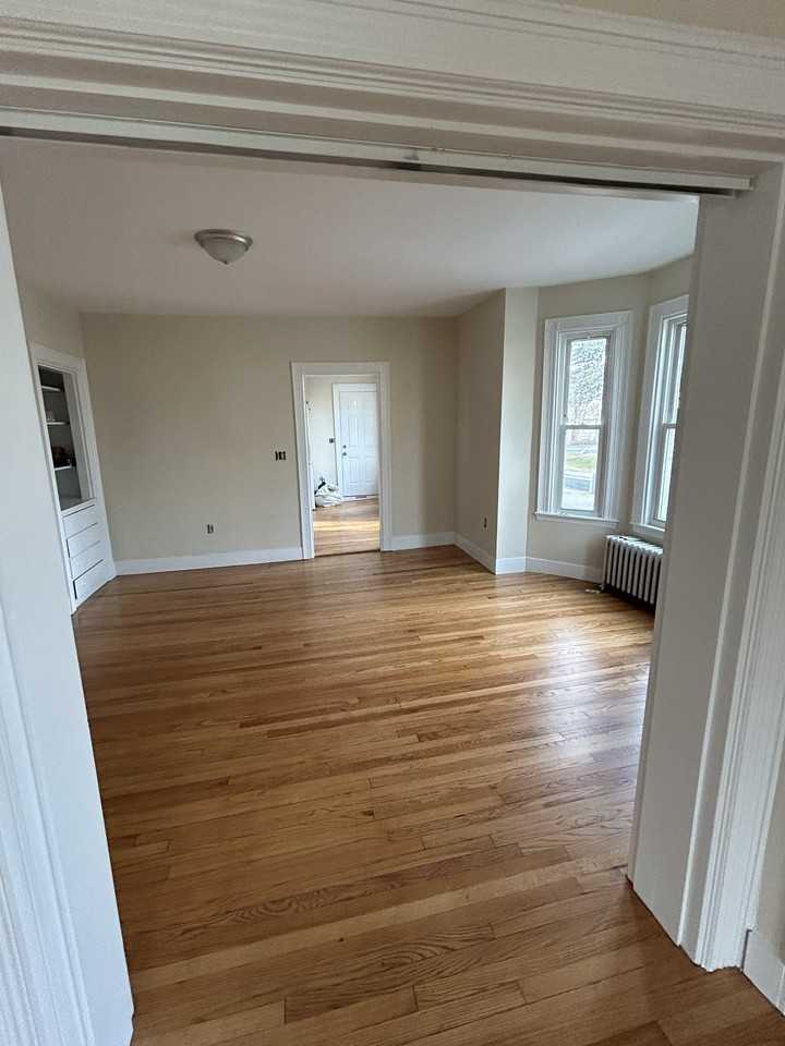 807 Broadway - Photo 3 of 9