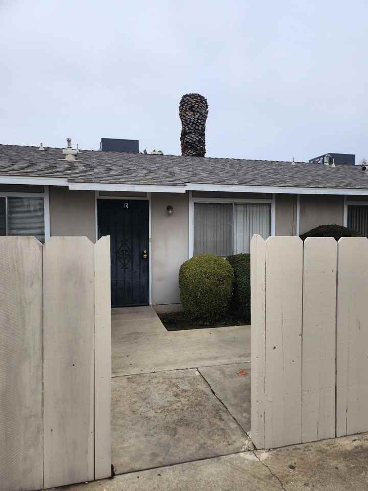 Olive Court - Photo 2 of 14