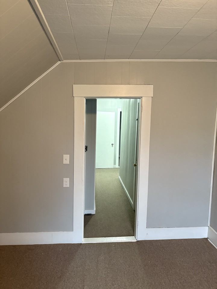 168-174 Main Street - Photo 4 of 18