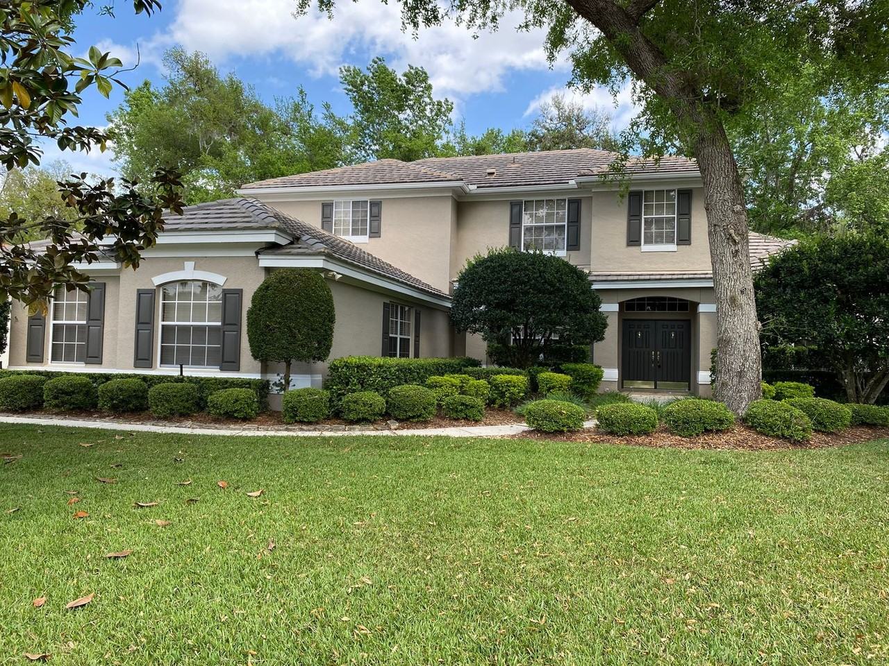 1590 Shadowmoss Cir - Photo 2 of 5