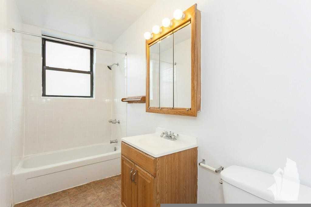 2319 North Kedzie Boulevard #3145-2 - Photo 4 of 11