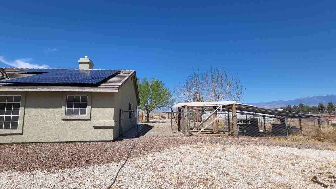 2110 E Fuchsia St - Photo 7 of 50