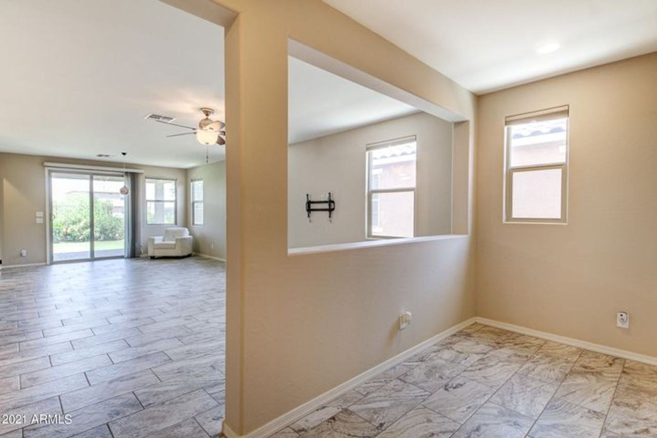 40876 W Tamara Ln - Photo 7 of 42