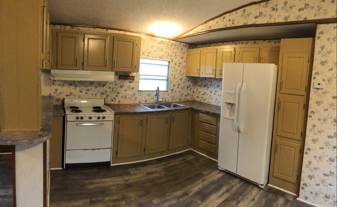 191 Herschels Way - Photo 3 of 9