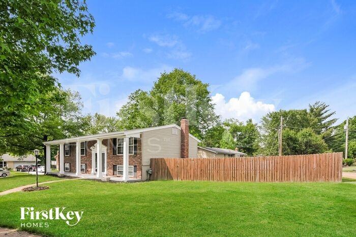 637 Sandy Oak Dr - Photo 2 of 15