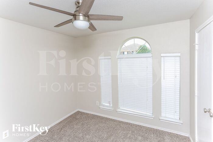 3516 Saint Vincent Rd - Photo 2 of 15