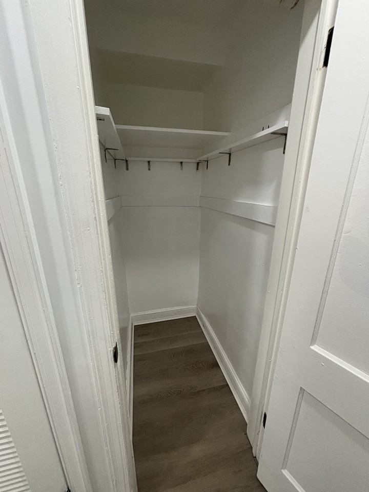 4411 1st Pl Ne #8 - Photo 3 of 15