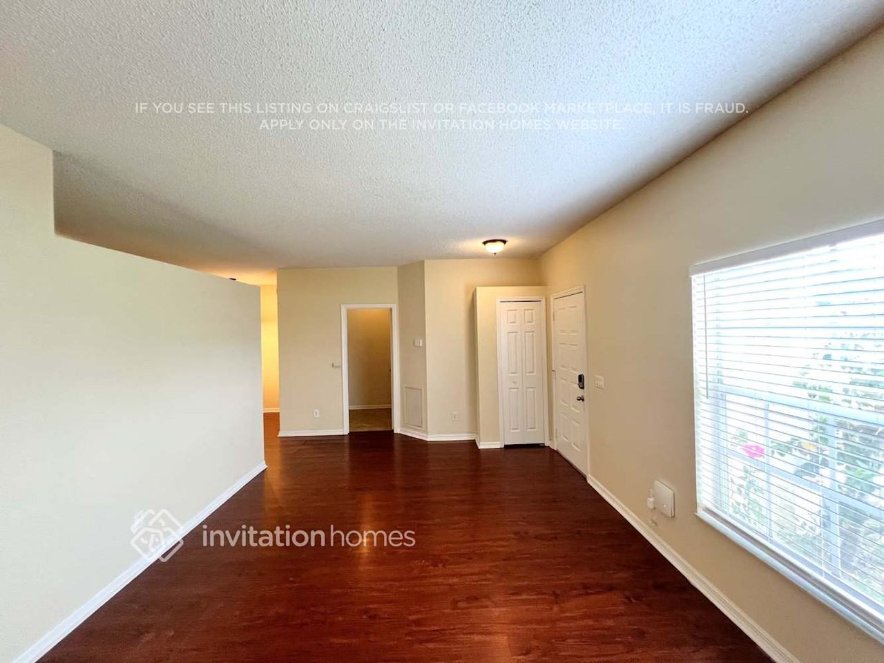 102 Nw Carmelite St - Photo 3 of 16