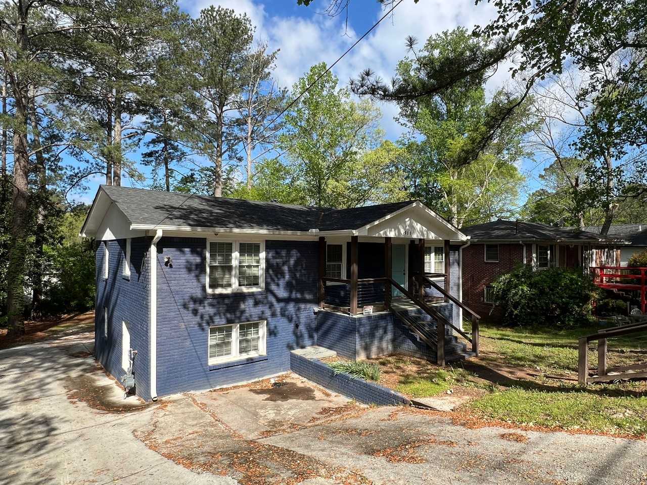 612 Cedar Avenue Northwest - Photo 2 of 37