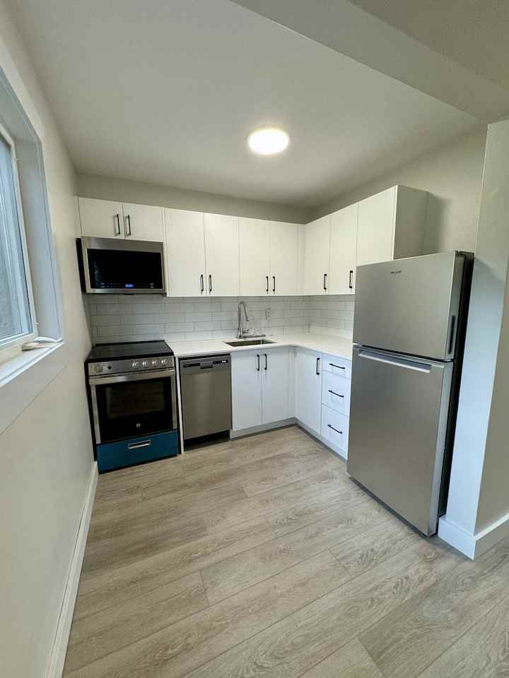 14 Brule St #1 - Photo 2 of 9