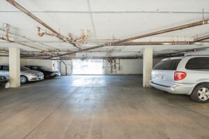 featured image of 6740 Franklin Pl