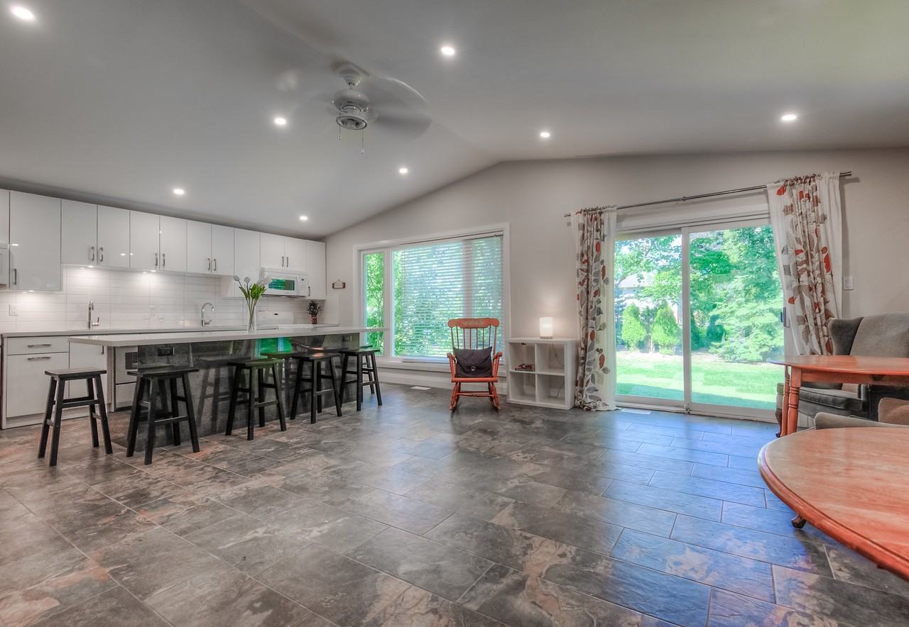 10 Evergreen Drive - Photo 2 of 6