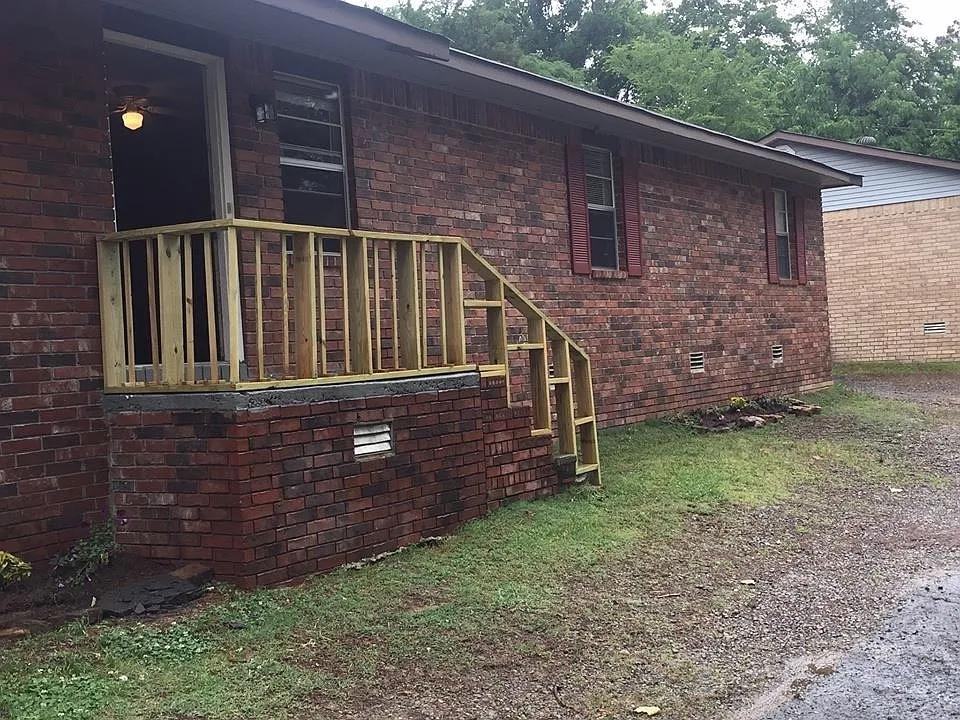 23 Eugenia St - Photo 2 of 4