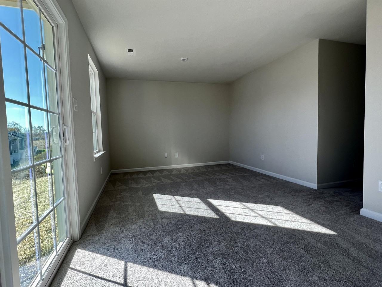 67 Hewstone Ct #1 - Photo 7 of 25