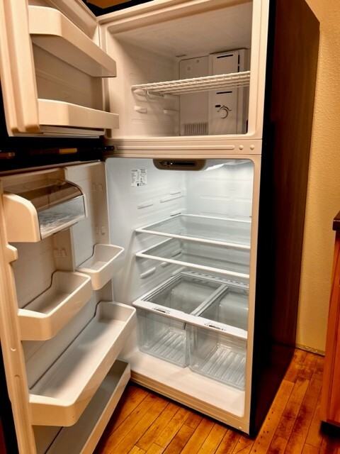 213 Locust St #1 - Photo 4 of 11