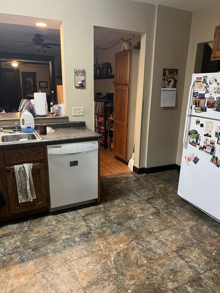 118 S Blair St #1 - Photo 5 of 23