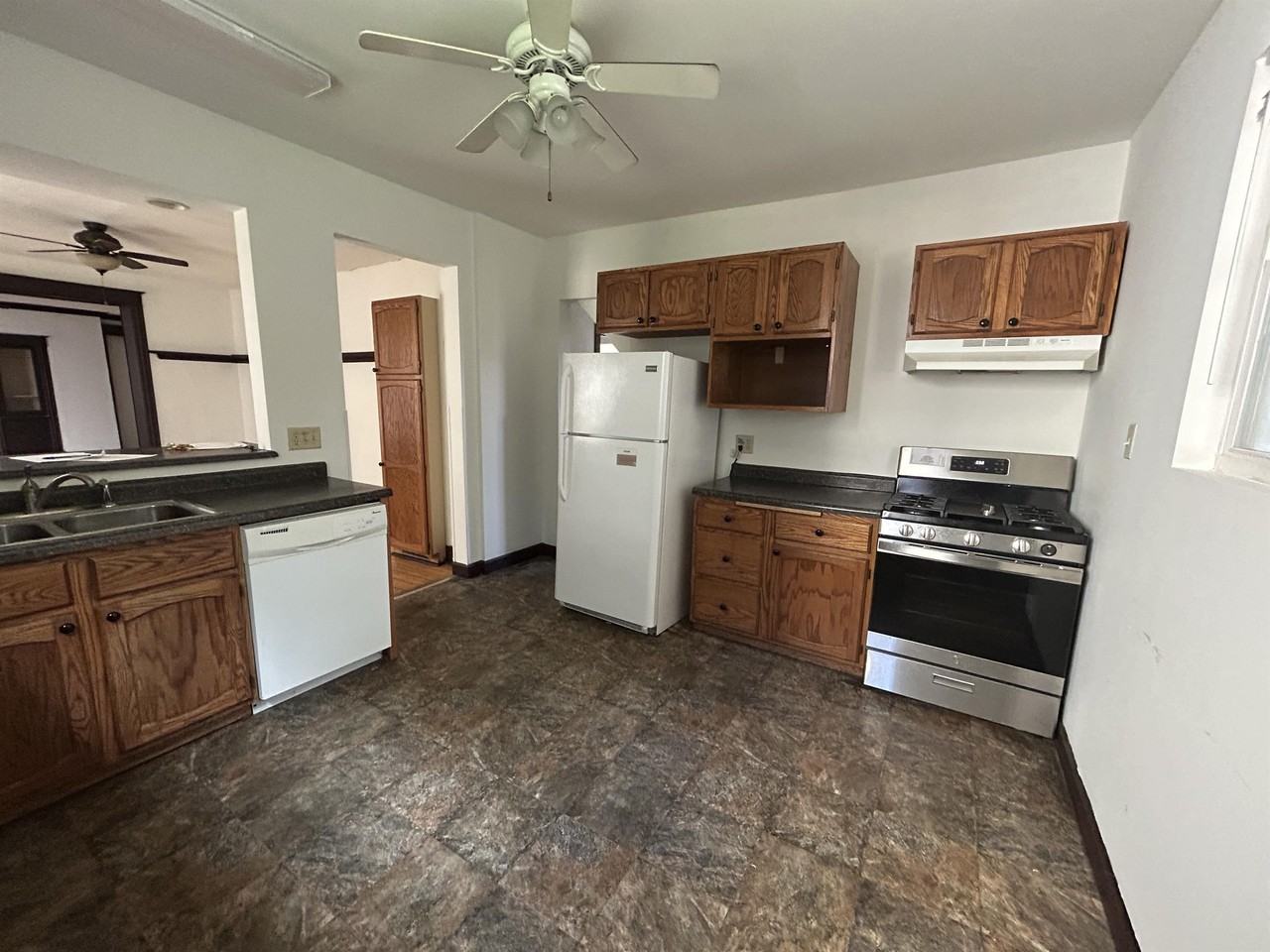 118 S Blair St #1 - Photo 4 of 23