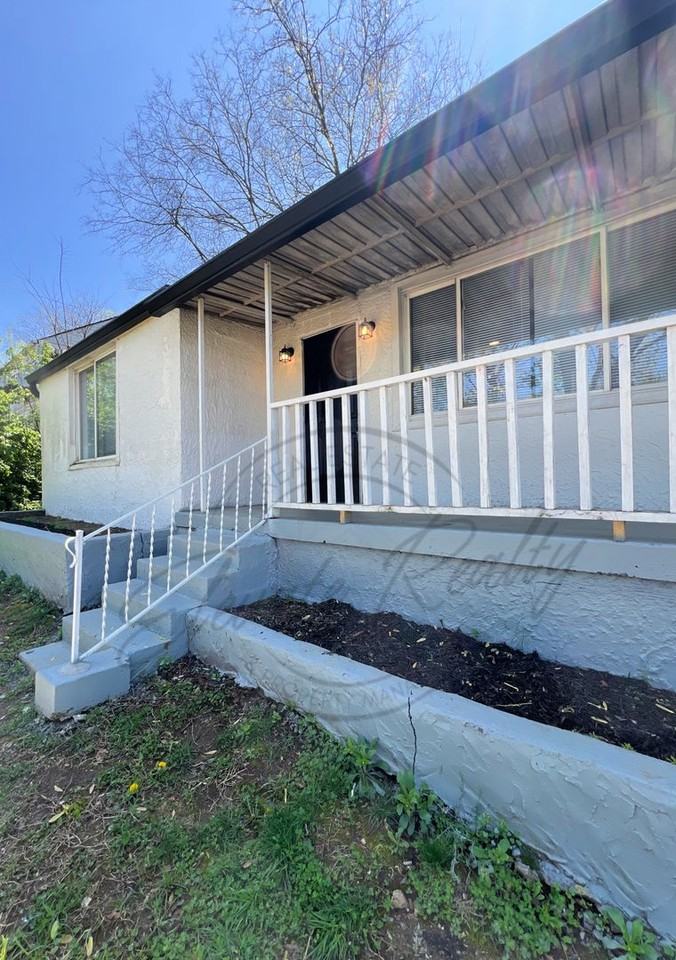 1108 E Old Hickory Blvd - Photo 2 of 29