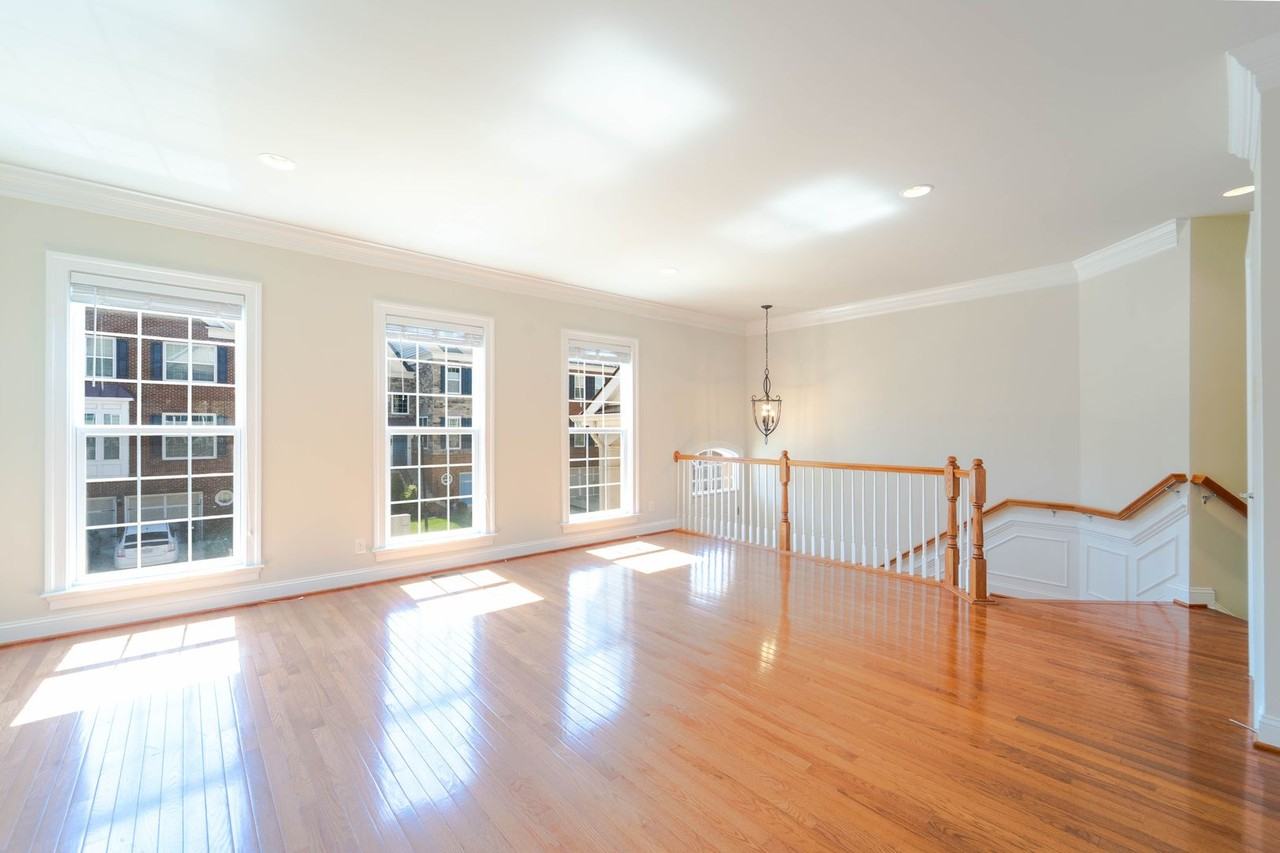 43552 White Cap Ter - Photo 6 of 48