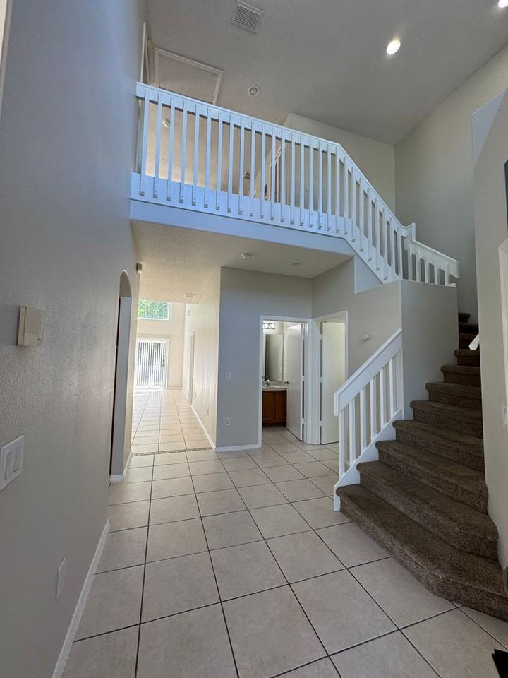1854 Meadow Pond Way - Photo 7 of 39